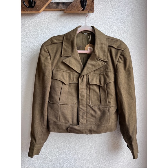Vintage Other - Vintage Army Ike Utility Green Field Jacket 38
S